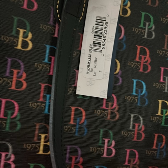 Dooney & Bourke - Picture 3 of 3